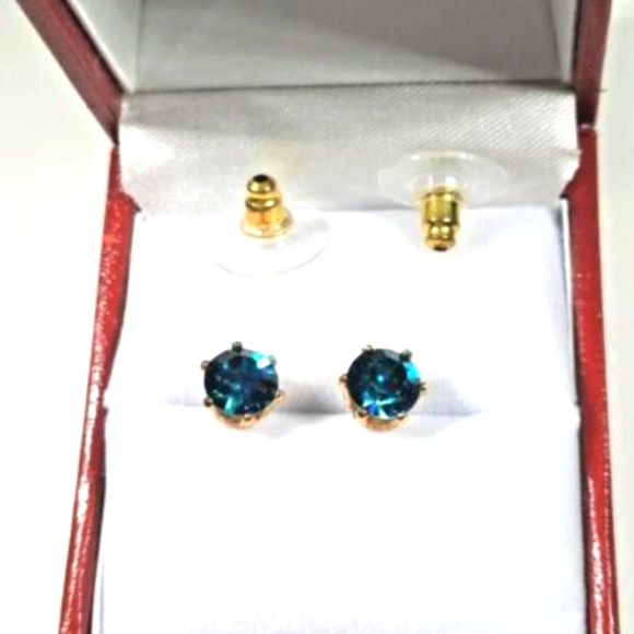 Swarvorski 2CT Stud Earrings pairs in jeweled colors NWOT and gift boxed - Picture 12 of 15